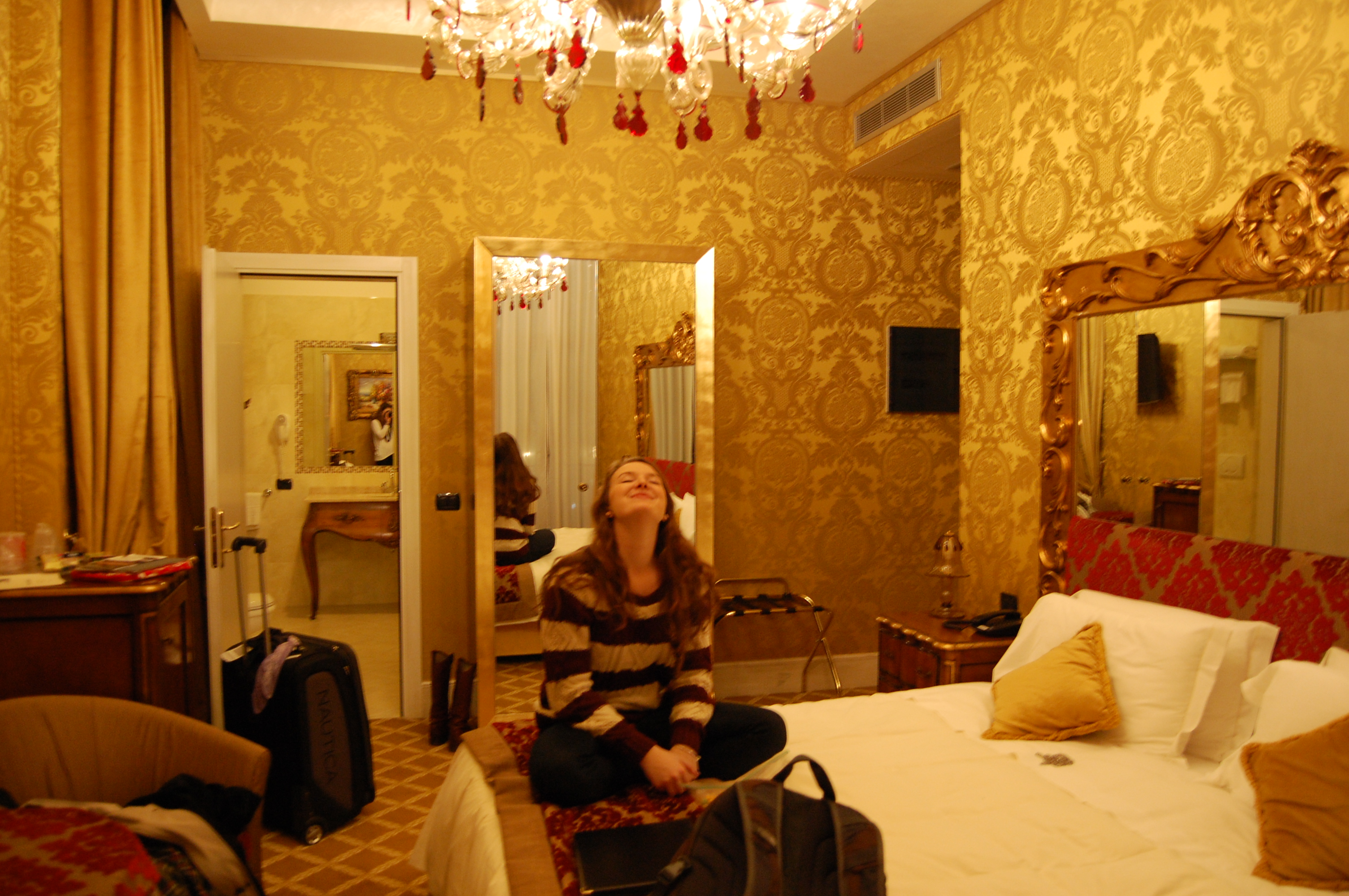 Pesaro Palace hotel room